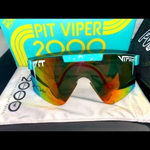 2000 Playmates PitViper.